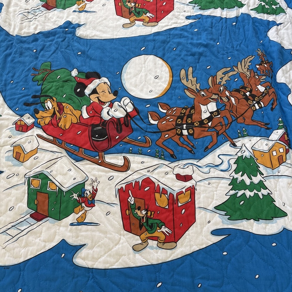 Vtg Disney Mickey Mouse Double Christmas Holiday Sled Comforter 96x110"‎ READ